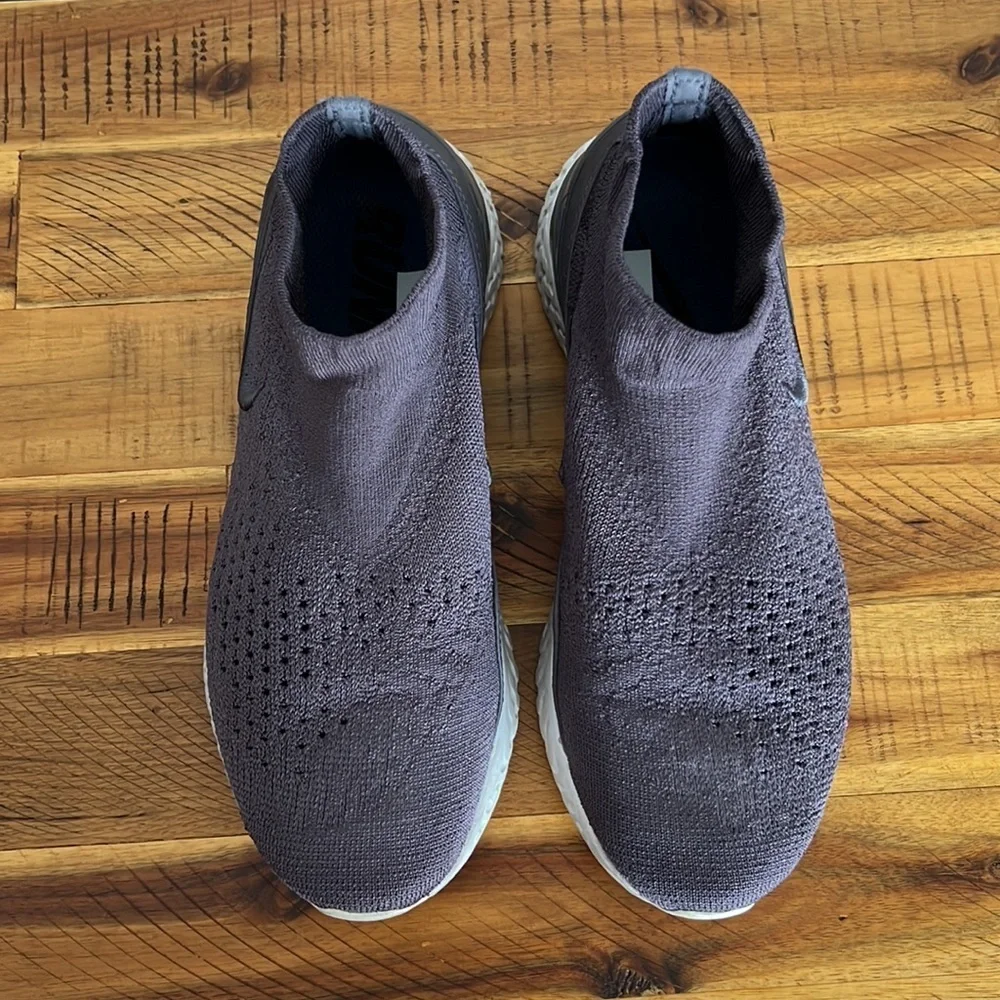 Nike Rise React Flyknit Training Shoes Grey Women's Size 7.5